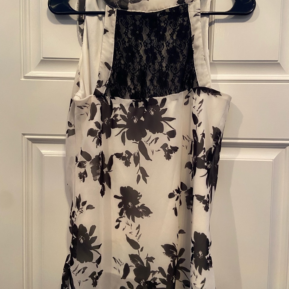 Bcx tank white n black flowy - Picture 3 of 4